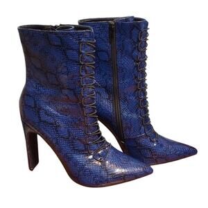 Ladies size 8 Blue Faux‎ snake skin 4 inch boot heels